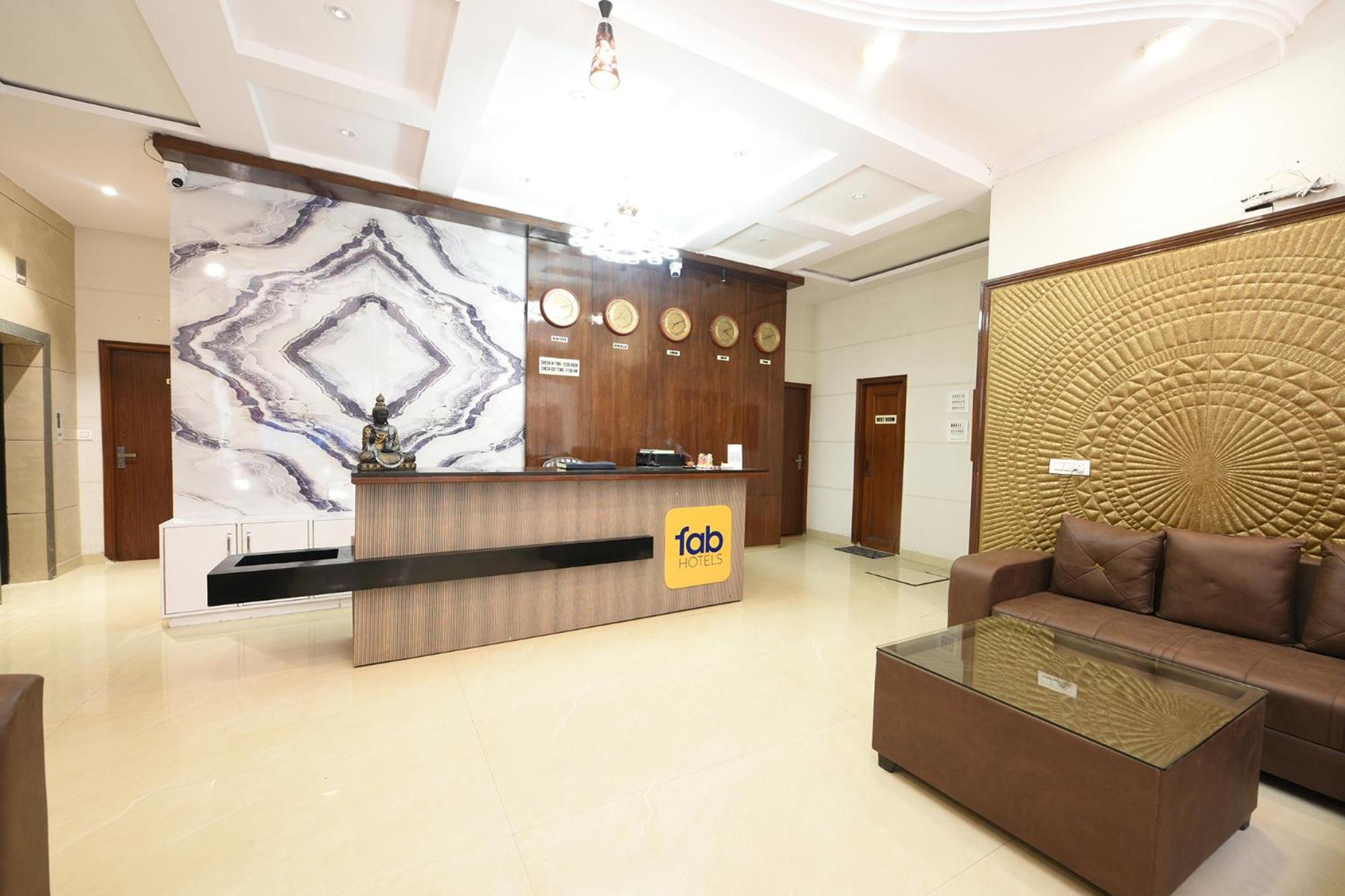 Fabhotel Alpine Tree อัมริตสา ภายนอก รูปภาพ